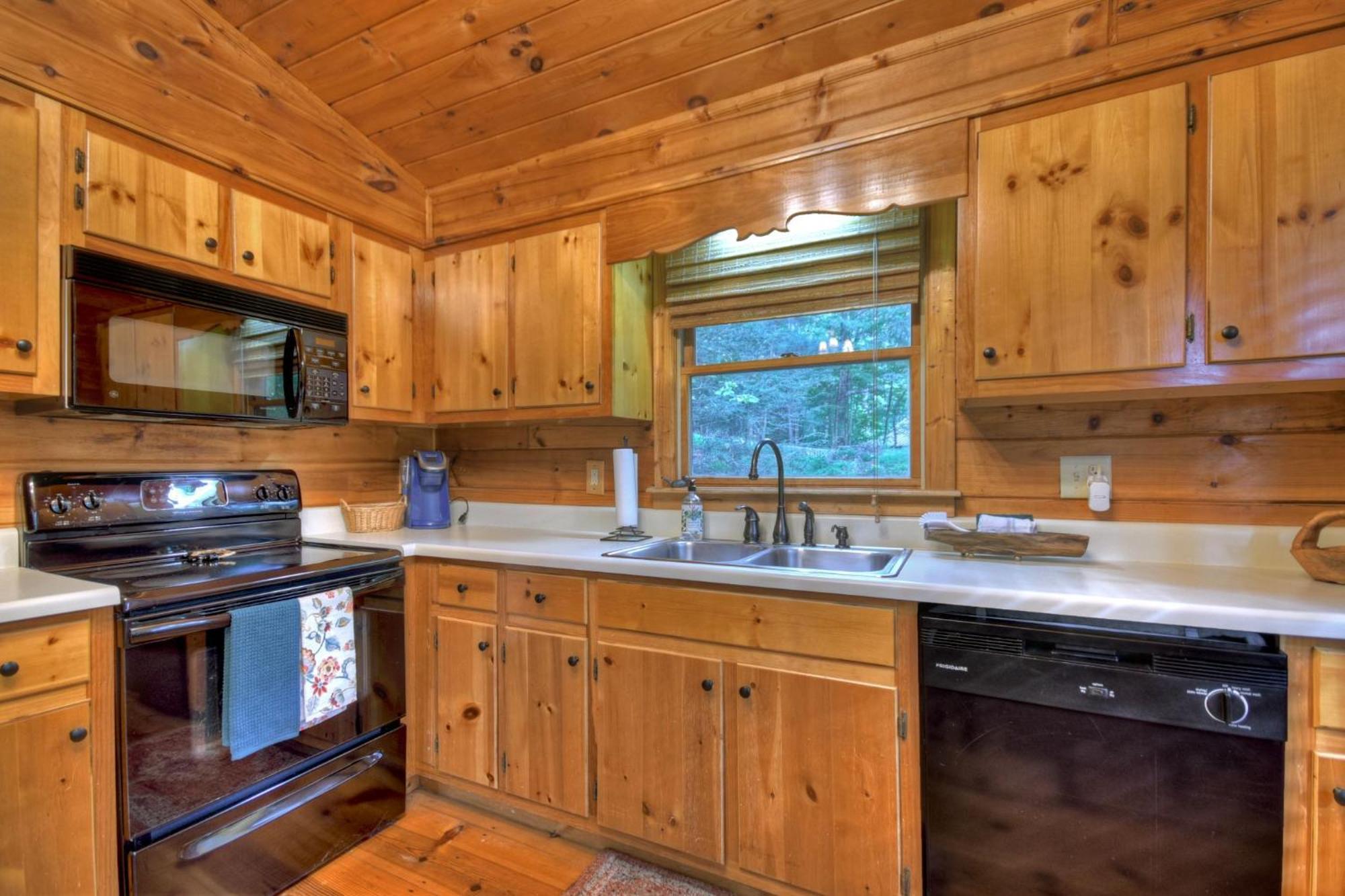Bearfoot Ridge Wood-Burning Fireplace Cozy Hot Tub Serene Views Ellijay Exterior photo